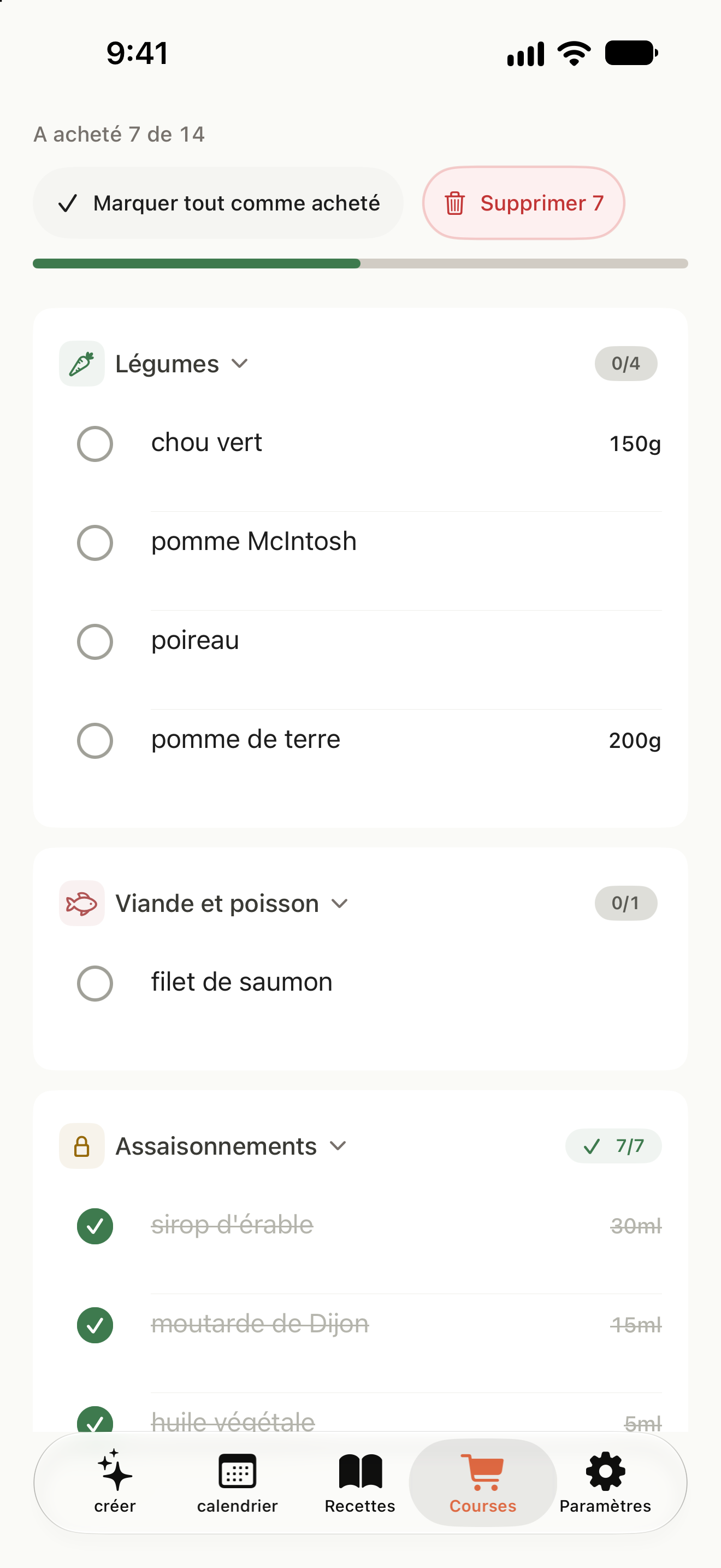 Liste de courses avec ingrédients classés par catégories et articles achetés cochés